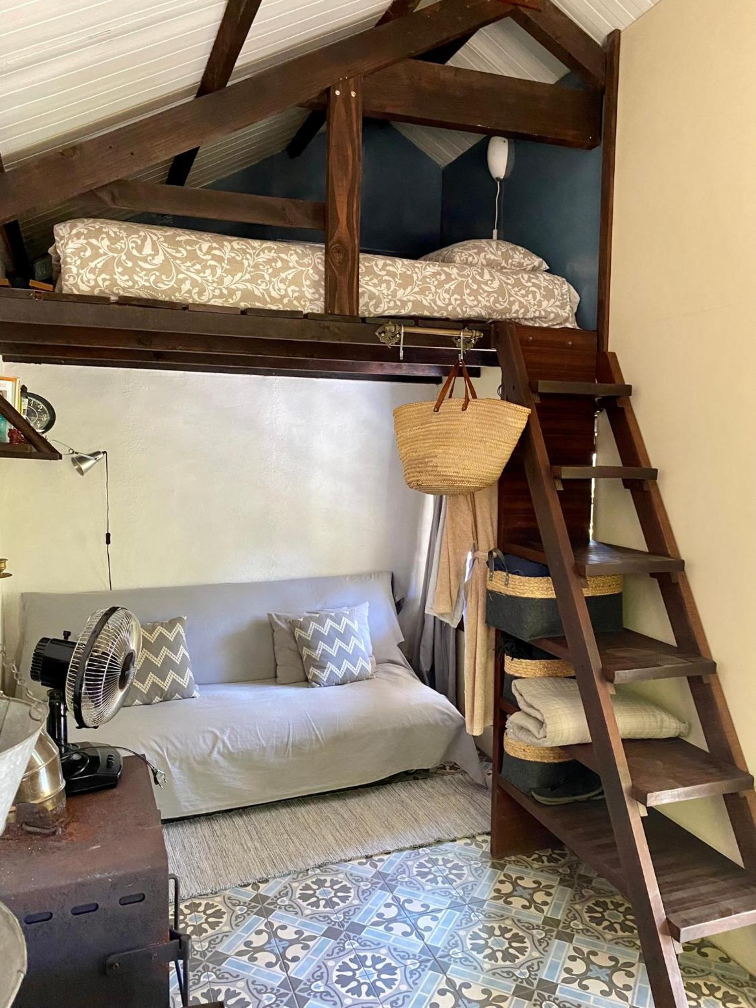 Unique Tiny House With Natural Building Techniques Figueiro Dos Vinhos Eksteriør bilde