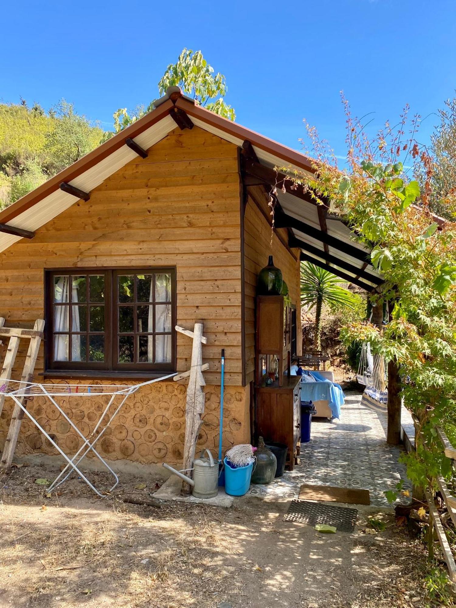Unique Tiny House With Natural Building Techniques Figueiro Dos Vinhos Eksteriør bilde